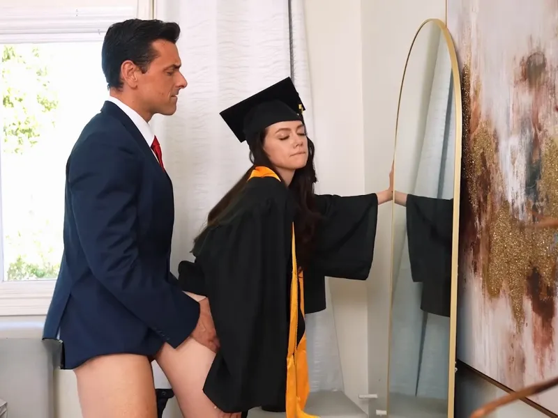 Cha dượng doggy công chúa sữa chua rớt đầy sàn